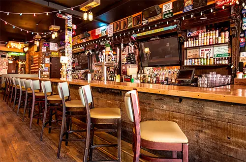 Chicago country club bar 1